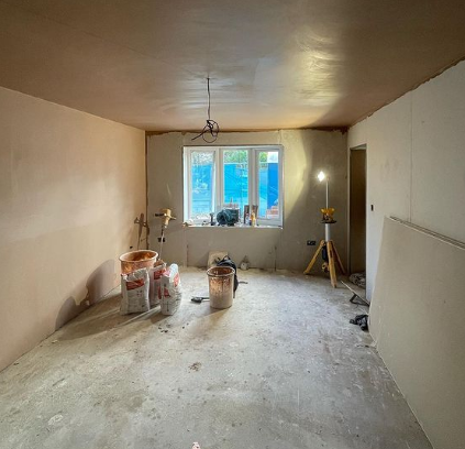 an image of a room with plasterboard walls and ceiling 
