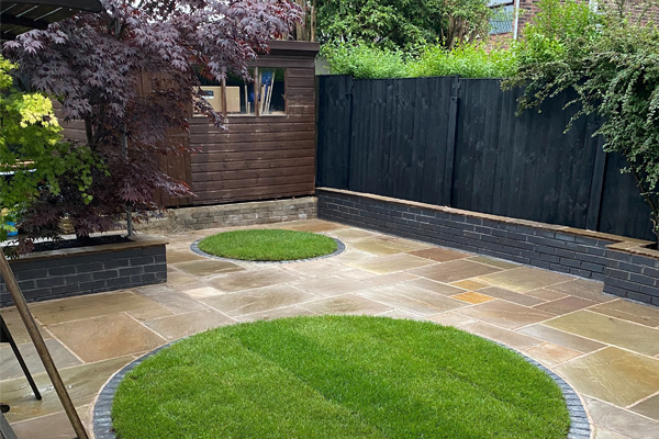 garden fence horizontal panels painted dark grey